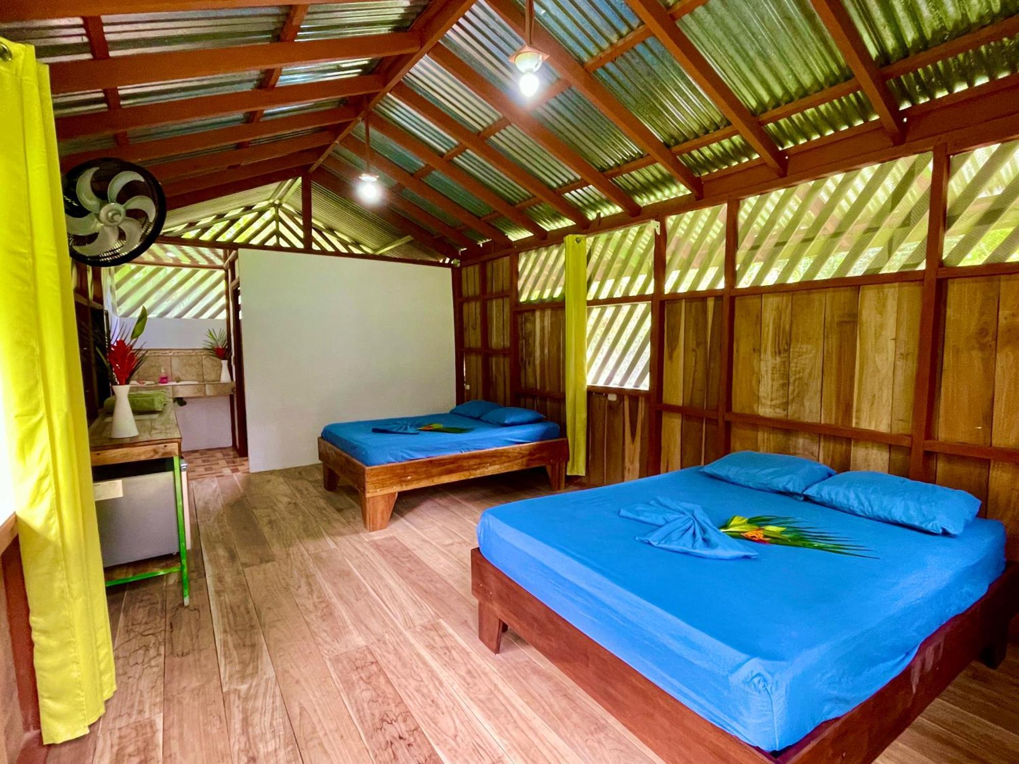 Alouatta Lodge And Canopy Cahuita Eksteriør billede